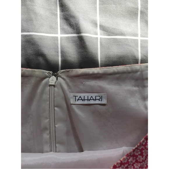 Pink Floral print skirt - Picture 3 of 5